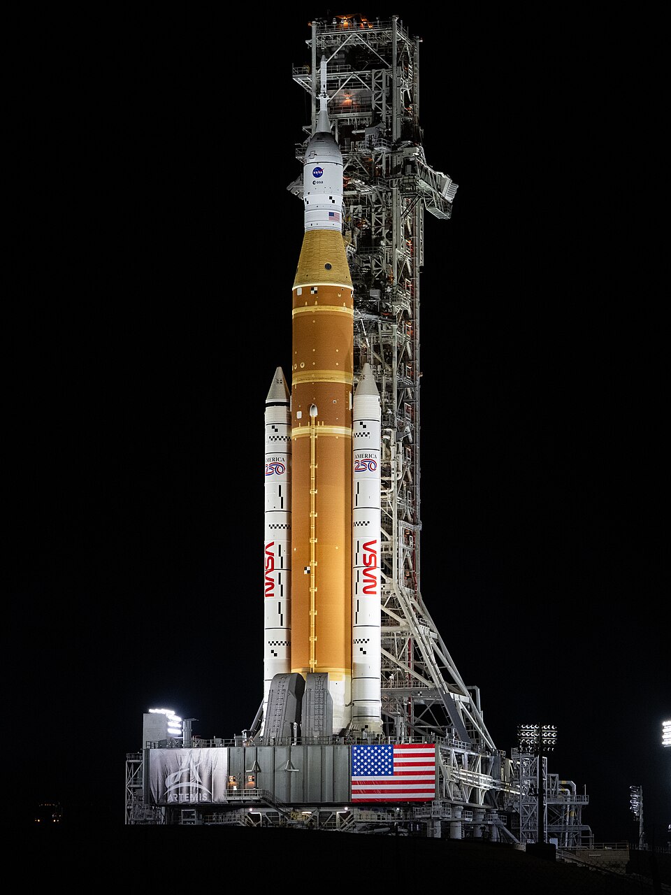 Rollout notturno Artemis II